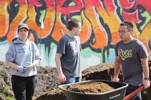 Photo from Urban Roots volunteer garden renovation